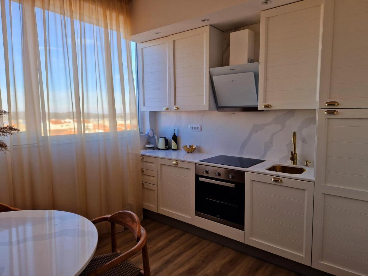 Arena Sunset, Sea Coloseum View, 2 Rooms Free Parking 普拉 外观 照片